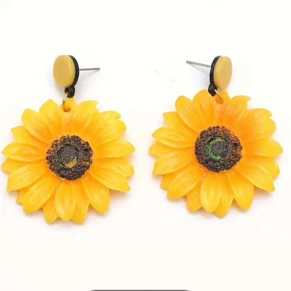 SUNFLOWER Drop Earrings - Picture 5 of 5